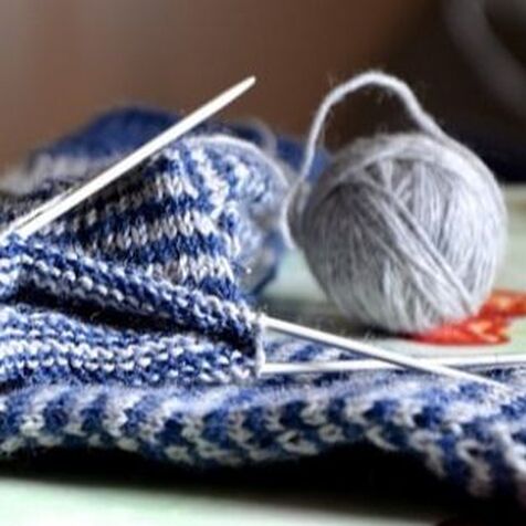 ONLINE CLASS: Learn to Knit :: Wednesdays Aug 23, 30 Sep 6 & 13